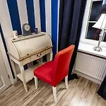 Hotel Chateau Nightingales 4*