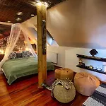 Chateau Nightingales 4* Hostoun