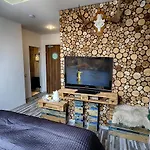 Hotel Chateau Nightingales 4*
