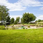 Hotel Chateau Nightingales 4*