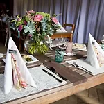 Chateau Nightingales 4* Hostoun