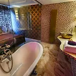 Chateau Nightingales 4* Hostoun