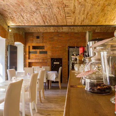 Chateau Nightingales Hostoun