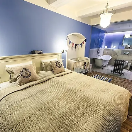 Chateau Nightingales 4* Hostoun