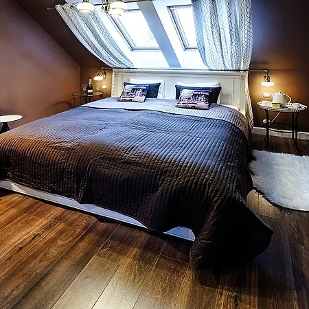 Hotel Chateau Nightingales 4*