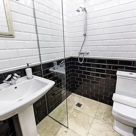 Hotell Chateau Nightingales 4*