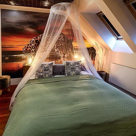 Hotel Chateau Nightingales 4*