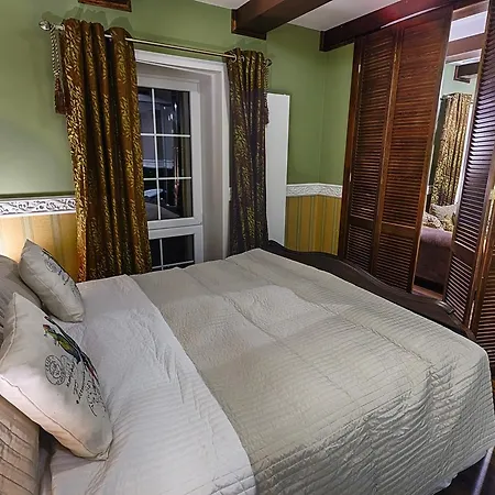 Chateau Nightingales 4* Hostoun