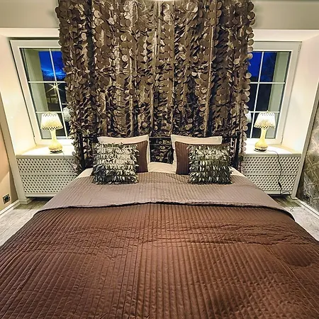 Hotell Chateau Nightingales 4*