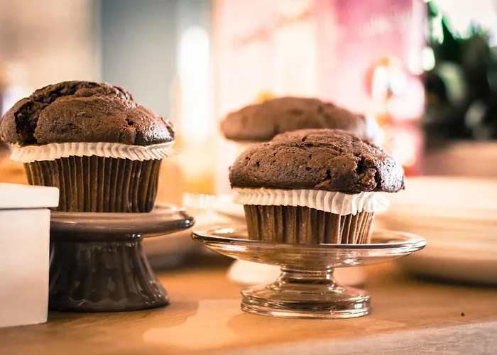 Chateau Nightingales فندق 4*