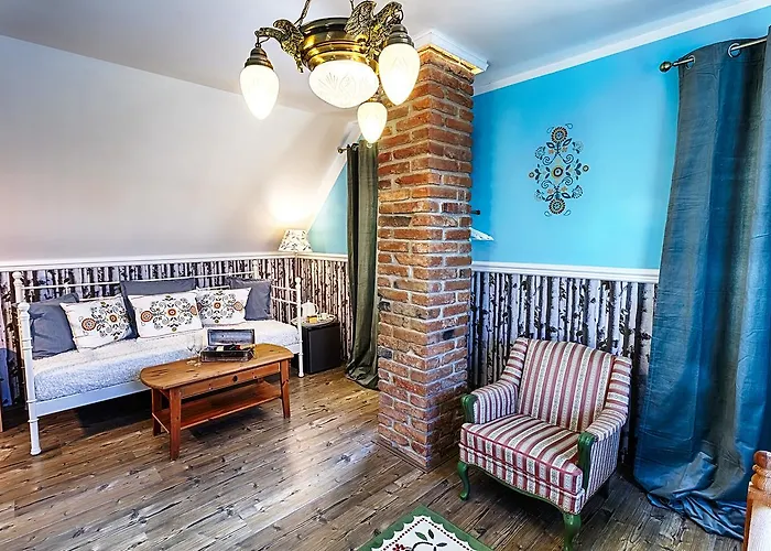 Hotel Chateau Nightingales 4*