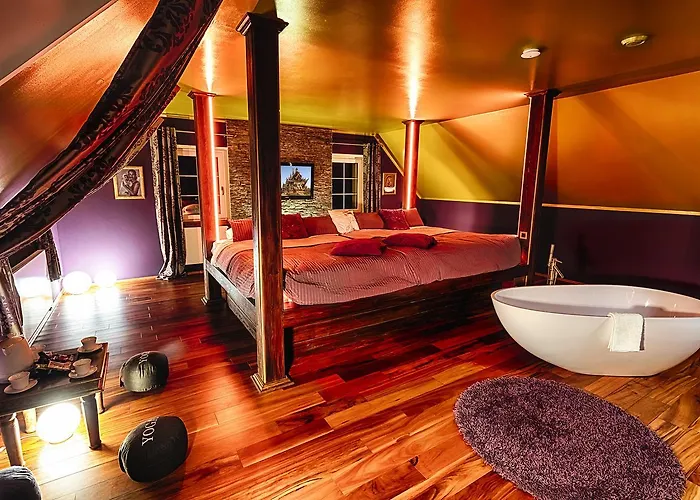 Chateau Nightingales 4* Hostoun