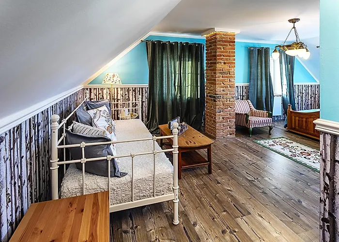 Hotel Chateau Nightingales 4*