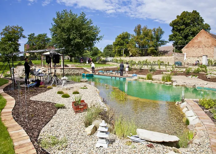 فندق Chateau Nightingales 4*