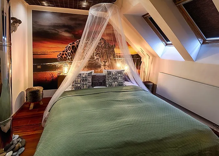 فندق Chateau Nightingales 4*