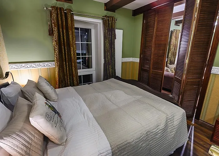 Chateau Nightingales 4* Hostoun