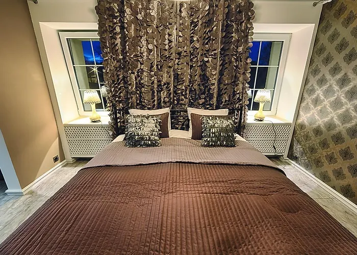 فندق Chateau Nightingales 4*