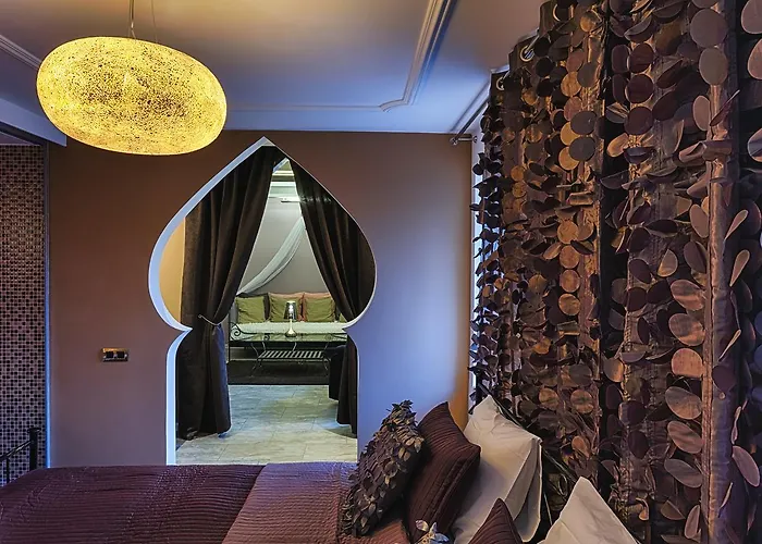 Hotel Chateau Nightingales 4*