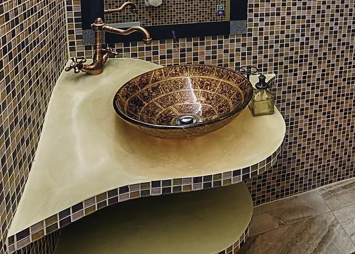 Chateau Nightingales 4* Hostoun