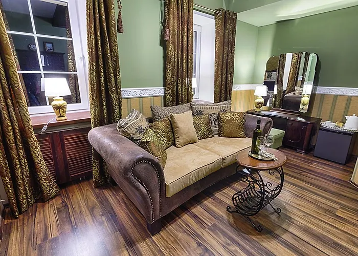 Chateau Nightingales 4* Hostoun